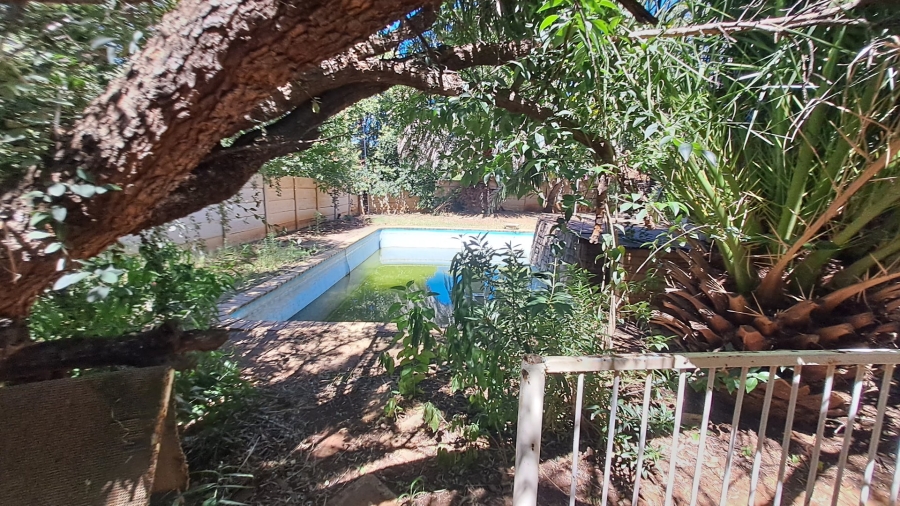 4 Bedroom Property for Sale in Pellissier Free State